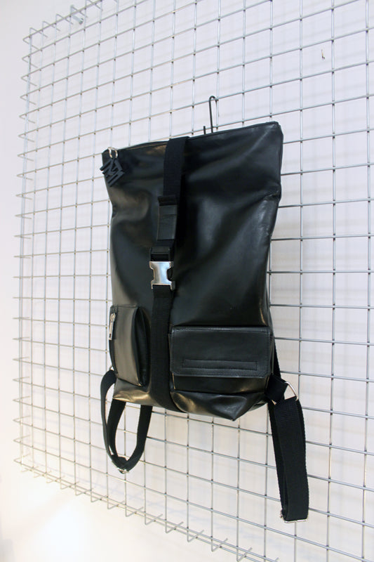 Zaino con tasche